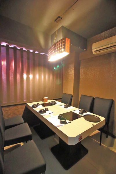 【蘆洲餐廳】恩家寶精緻鍋物-巨無霸加拿大直送龍蝦與創意冰火鍋