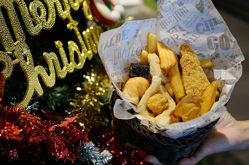 台中北區牛排推薦,台中崇德路美食,台中美食,台中聖誕套餐 @強生與小吠的Hyper人蔘~