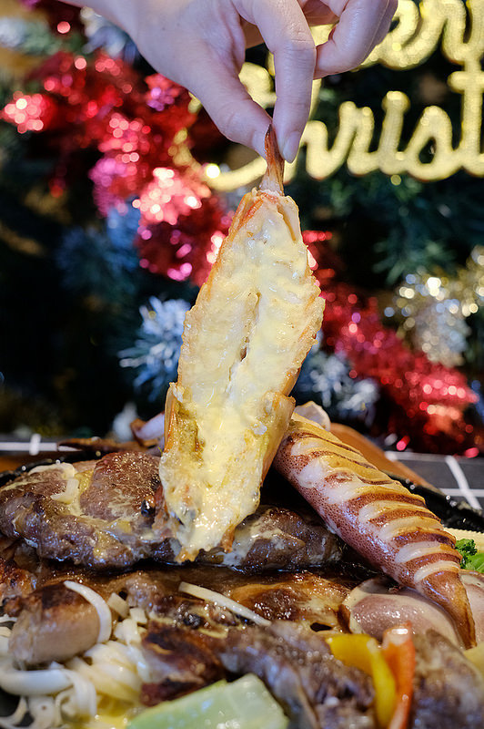 台中北區牛排推薦,台中崇德路美食,台中美食,台中聖誕套餐 @強生與小吠的Hyper人蔘~