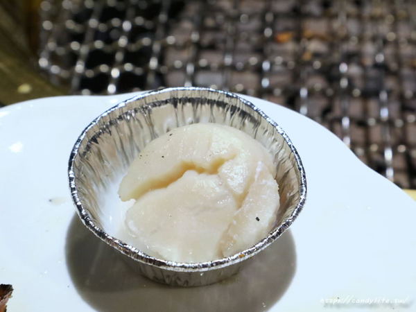 九犇日式燒肉：彰化美食│九犇日式燒肉〃日式燒肉裡竟然也有咖哩飯及超澎派海鮮粥，平日還有超值599元雙人套餐唷~