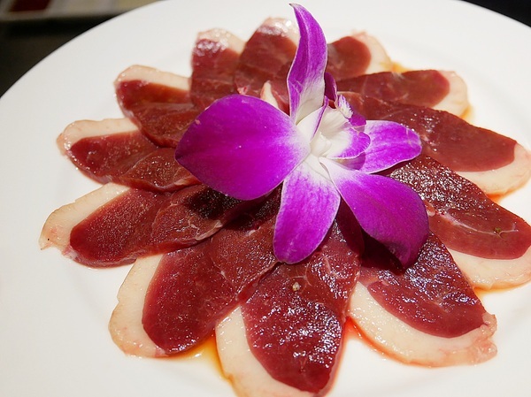 九犇日式燒肉：九犇日式燒肉-彰化日式燒肉  套餐式燒肉一次品嘗多種新鮮肉品  還提供包廂座位  適合多人聚餐餐廳