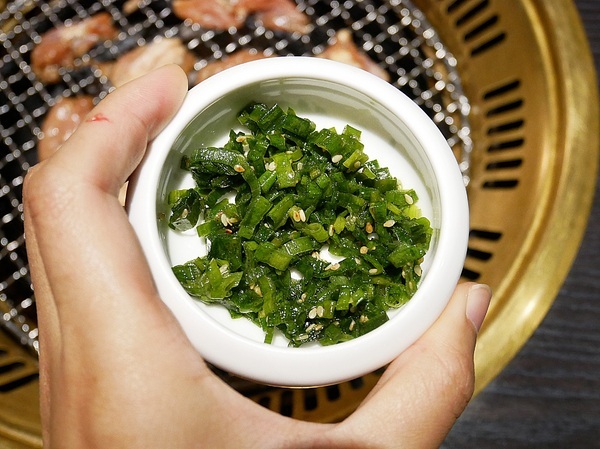 九犇日式燒肉：九犇日式燒肉-彰化日式燒肉  套餐式燒肉一次品嘗多種新鮮肉品  還提供包廂座位  適合多人聚餐餐廳