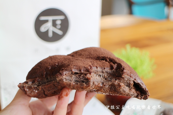 不二茶鋪：士林夜市美食/髒髒包『台灣不二茶鋪』不限時/有插座.wifi/飲料/烘焙麵包/世界金廚冠軍許燕斌/劍潭捷運站