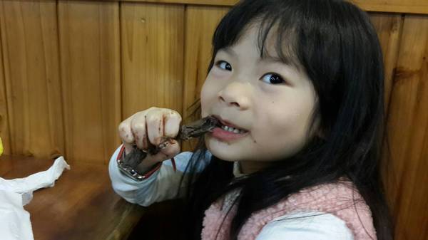 不二茶鋪：士林夜市美食/髒髒包『台灣不二茶鋪』不限時/有插座.wifi/飲料/烘焙麵包/世界金廚冠軍許燕斌/劍潭捷運站