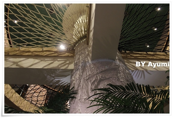 老張担担麵五工店：[食記]老張担担麵五工店-裝潢古色古香相當有特色