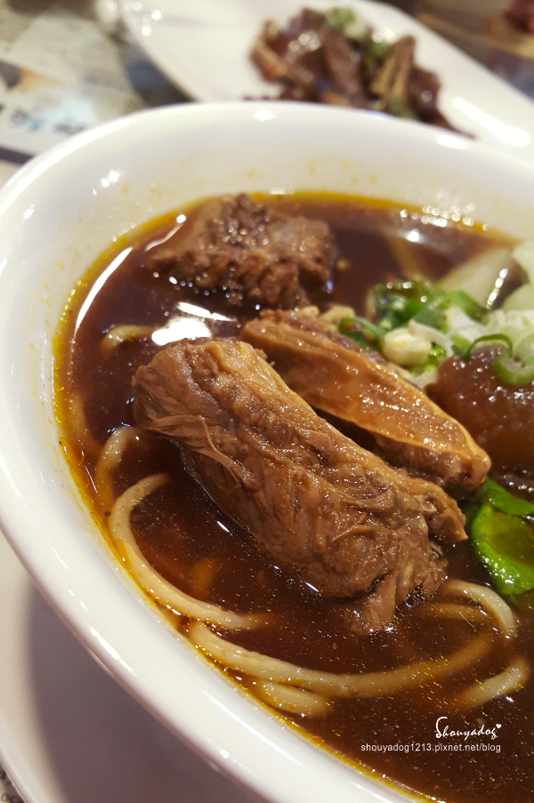 老張担担麵五工店：【傳統小吃】純樸原始的好滋味 老張担担麵五工店