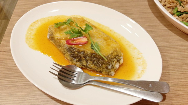 泰老饕泰式小館：泰老饕泰式小館-新莊平價泰式料理  出餐速度以音速來形容  餐點美味大推