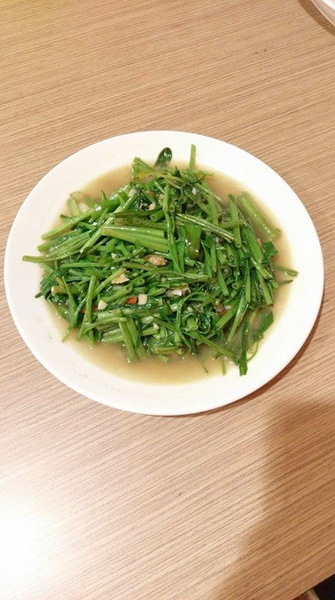 泰老饕泰式小館：泰老饕泰式小館-新莊平價泰式料理  出餐速度以音速來形容  餐點美味大推