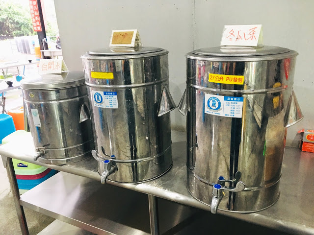 [小琉球美食] 筑安心燒物吃到飽｜無限供應的鮮美鮮蚵與獨家雞腿捲，平價實惠的超高CP值200坪超大露天碳烤BBQ！