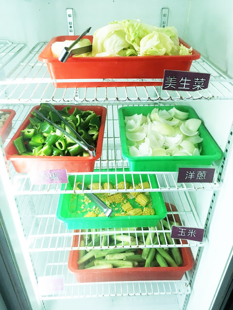 [小琉球美食] 筑安心燒物吃到飽｜無限供應的鮮美鮮蚵與獨家雞腿捲，平價實惠的超高CP值200坪超大露天碳烤BBQ！