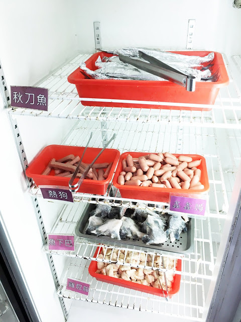 [小琉球美食] 筑安心燒物吃到飽｜無限供應的鮮美鮮蚵與獨家雞腿捲，平價實惠的超高CP值200坪超大露天碳烤BBQ！