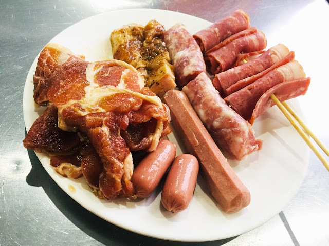 [小琉球美食] 筑安心燒物吃到飽｜無限供應的鮮美鮮蚵與獨家雞腿捲，平價實惠的超高CP值200坪超大露天碳烤BBQ！