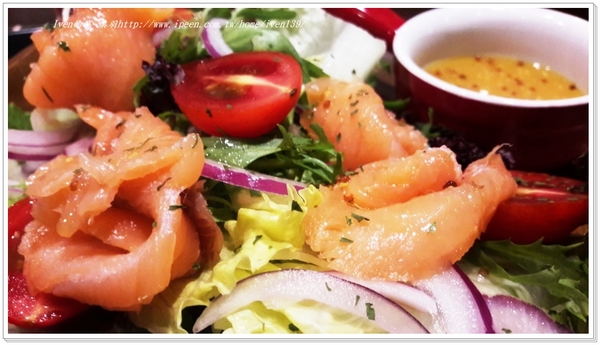 VITA SQUEEZE：【內湖早午餐】-文青優雅健康輕食的「Vita Squeezzz 微時光」