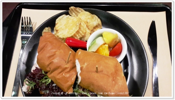 VITA SQUEEZE：【內湖早午餐】-文青優雅健康輕食的「Vita Squeezzz 微時光」