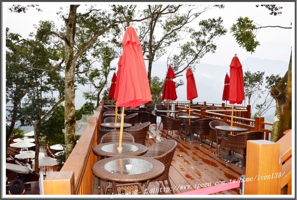 Sud Vista 蘇維拉莊園:《苗栗南庄景點》人間三月天驚豔在歐式城堡餐廳的日子-『Sud Vista 蘇維拉莊園餐廳』