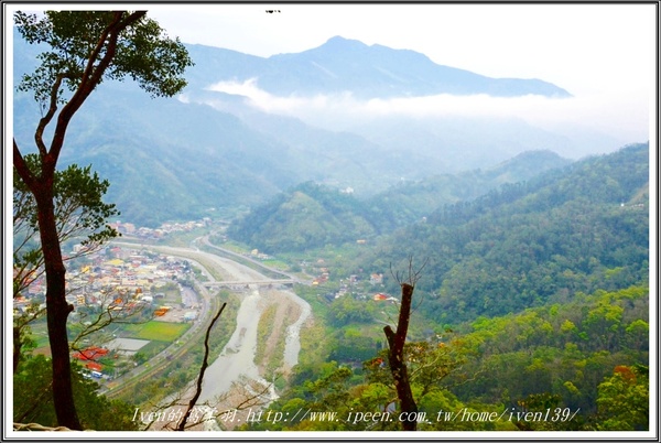 Sud Vista 蘇維拉莊園:《苗栗南庄景點》人間三月天驚豔在歐式城堡餐廳的日子-『Sud Vista 蘇維拉莊園餐廳』