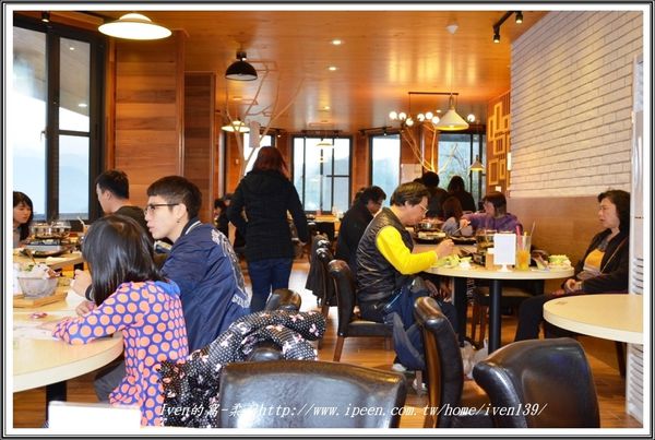 Sud Vista 蘇維拉莊園:《苗栗南庄景點》人間三月天驚豔在歐式城堡餐廳的日子-『Sud Vista 蘇維拉莊園餐廳』