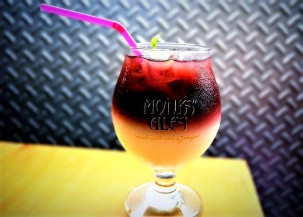 黑熊愛跳舞 Moon bear loves dancing：【大安漢堡】黑熊愛跳舞Moon Bear Loves Dancing．繽紛馬卡龍漢堡 / 華麗美人魚漢堡 / 美式餐廳