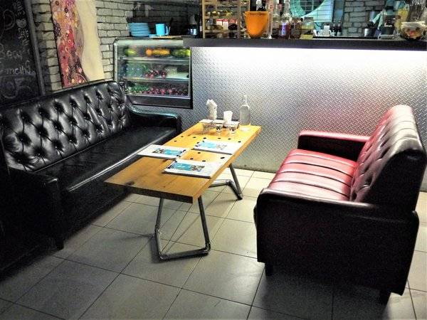 黑熊愛跳舞 Moon bear loves dancing：【大安漢堡】黑熊愛跳舞Moon Bear Loves Dancing．繽紛馬卡龍漢堡 / 華麗美人魚漢堡 / 美式餐廳