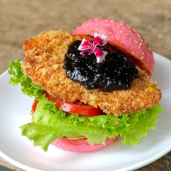 【黑熊愛跳舞】華麗的外表包裹著超美味餐點