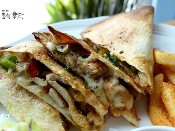 【桃園中壢美食】玩味餐桌 Tasting Table：內壢異國風創意料理，超人氣餐酒館分享，餐點多元價格平實，桃園聚餐餐廳推薦