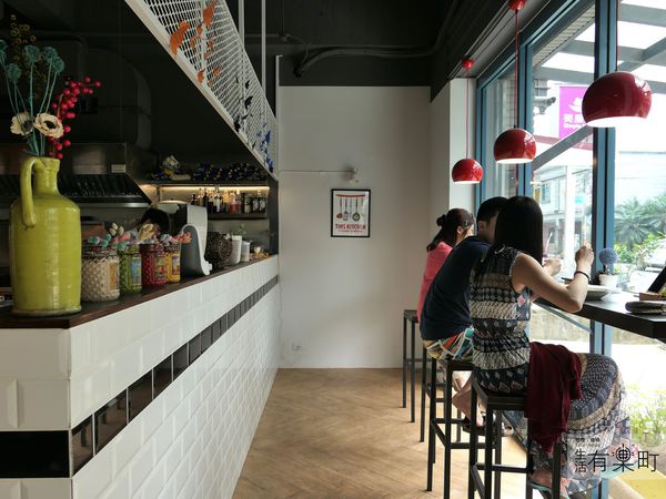 【桃園中壢美食】玩味餐桌 Tasting Table：內壢異國風創意料理，超人氣餐酒館分享，餐點多元價格平實，桃園聚餐餐廳推薦