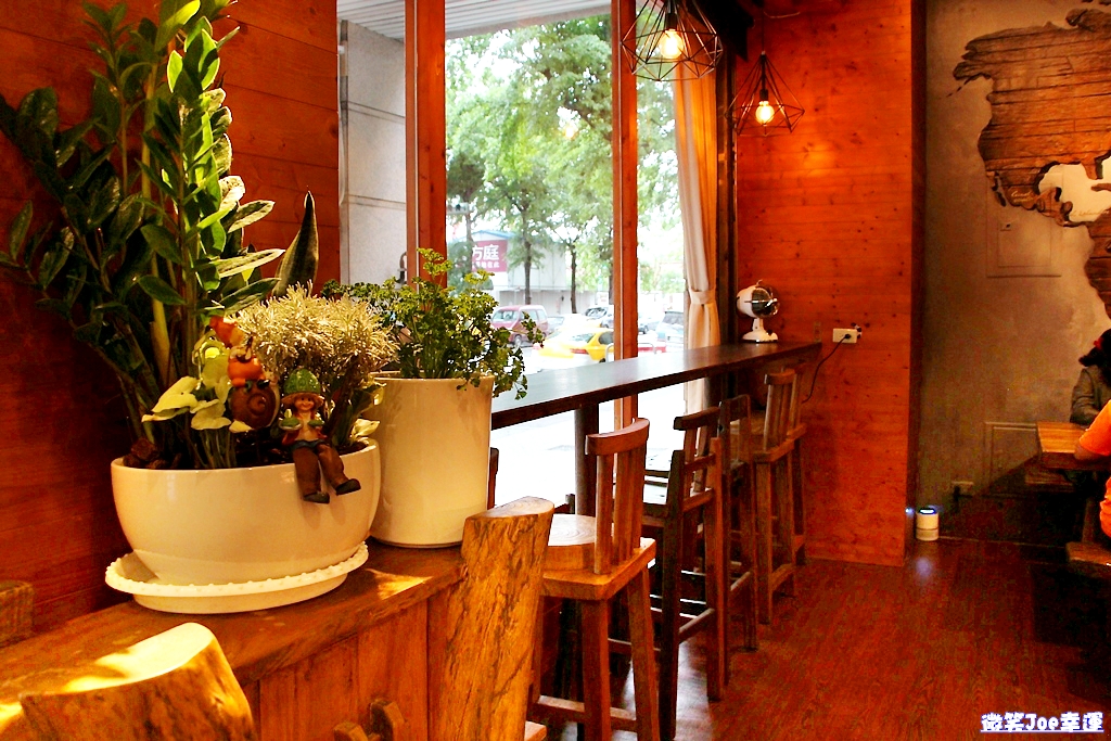 烏日|FIMI後山小廚房，咖啡館生力軍再添一筆! - 微笑Joe幸運