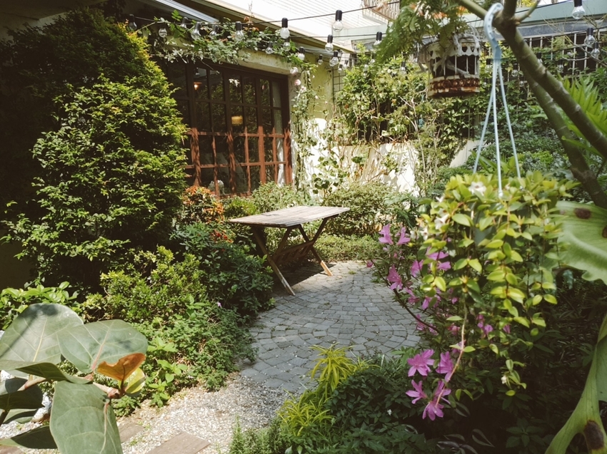 【台中.南區】JIFS COOKING SALON南法風情餐廳約會勝地。女孩絕對會超級滿意。寵物友善