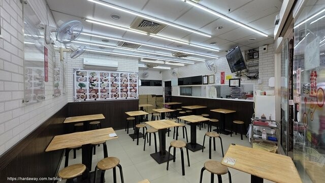 鐘點棧當歸鴨台北樂華夜市總店用餐區