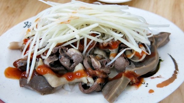 鐘點棧→當歸鴨．鴨肉飯專賣店(樂華店)：【永和樂華美食】隱藏巷弄超美味湯頭清甜＆鴨肉好吃～鐘點棧當歸鴨．鴨肉飯專賣店