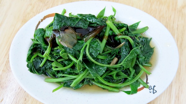 鐘點棧→當歸鴨．鴨肉飯專賣店(樂華店)：【永和樂華美食】隱藏巷弄超美味湯頭清甜＆鴨肉好吃～鐘點棧當歸鴨．鴨肉飯專賣店