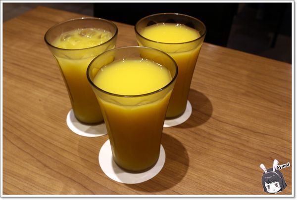 定食8爭鮮餐飲(府前二店)：[食記]►台南中西區◄定食8新品上市/火焰雪花牛丼/蔥花蘿蔔泥腰肉豬排/豪華海景丼升級版/一品綜合刺身