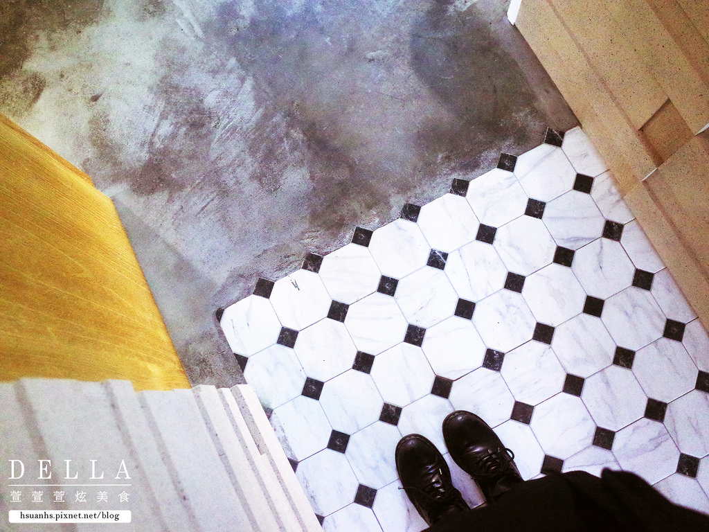 台北︱Barbers Select 紳室商號。男子漢的店!走進金牌特務場景! 經典男士美髮店裡品咖啡.飲啤酒(永康街)