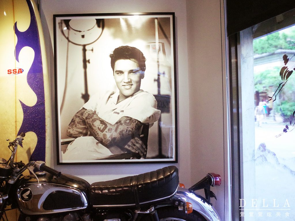 台北︱Barbers Select 紳室商號。男子漢的店!走進金牌特務場景! 經典男士美髮店裡品咖啡.飲啤酒(永康街)