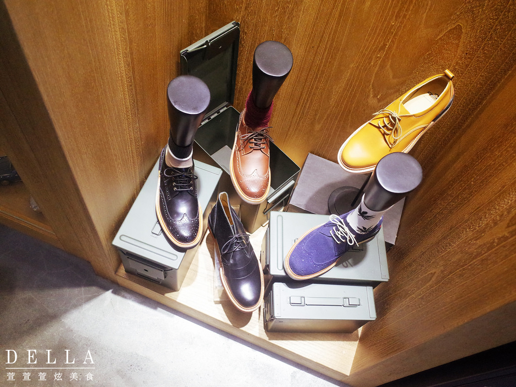 台北︱Barbers Select 紳室商號。男子漢的店!走進金牌特務場景! 經典男士美髮店裡品咖啡.飲啤酒(永康街)