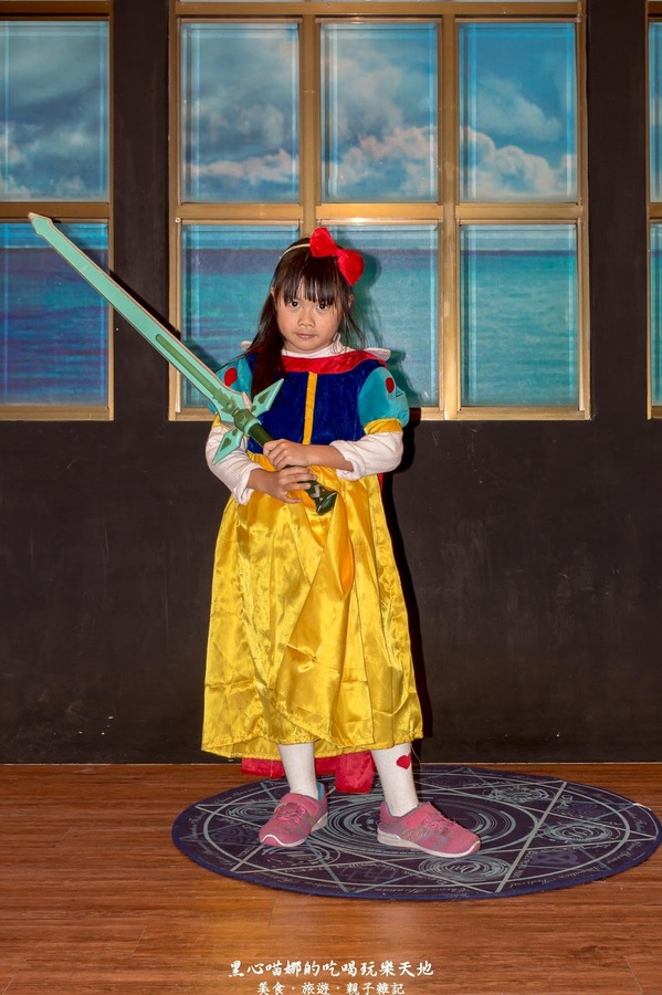 攝飲主題餐廳(原:攝飲動漫主題餐廳):高雄鹽埕︱攝飲動漫主題餐廳 跟孩子一起邊吃邊玩超飛遜~喔!記得買眼,小心提摩的香菇!提摩必需死!!!! 攝飲主題餐廳(原:攝飲動漫主題餐廳):高雄鹽埕︱攝飲動漫主題餐廳 跟孩子一起邊吃邊玩超飛遜~喔!記得買眼,小心提摩的香菇!提摩必需死!!!!