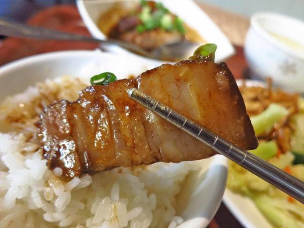 【新莊美食】講談食堂-香噴噴迷人的東坡肉飯