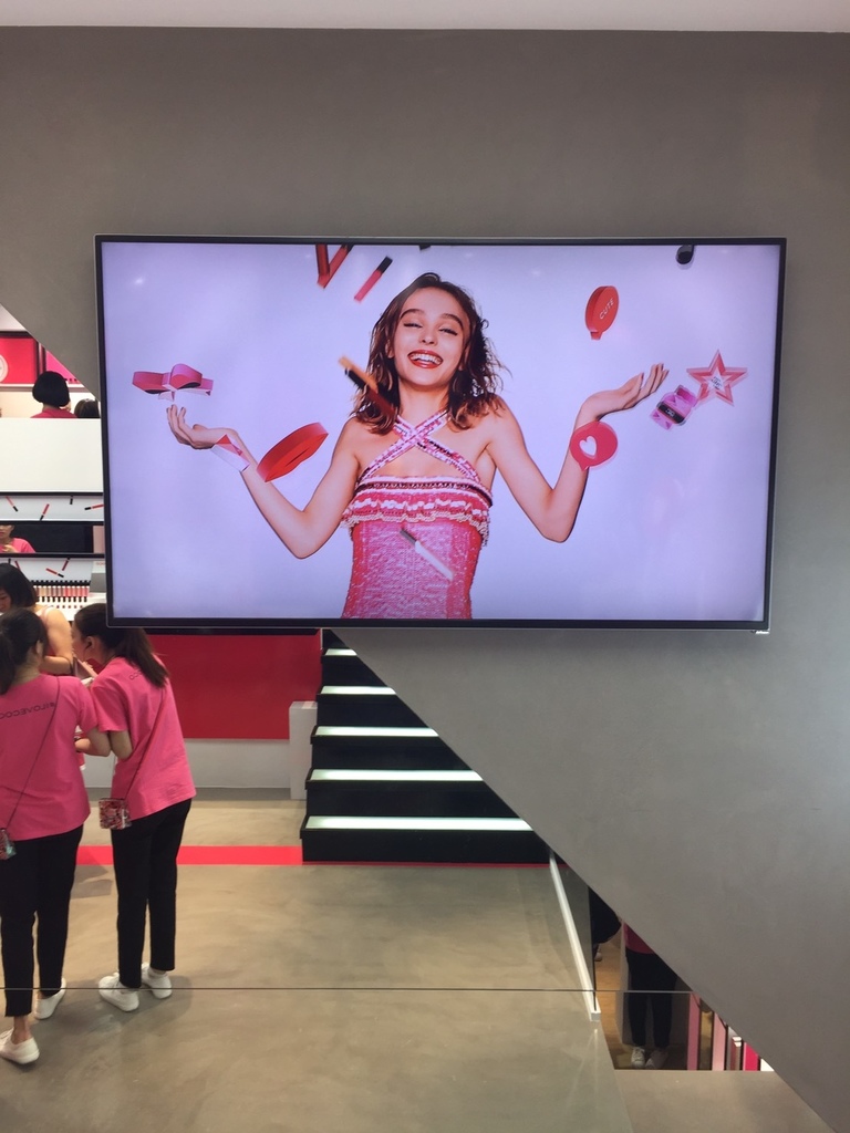 S__53116941 S__53116941