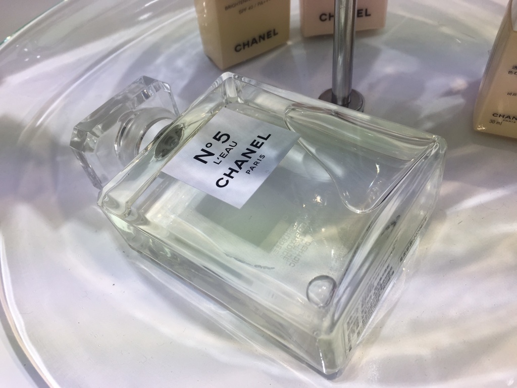 S__53116945 S__53116945