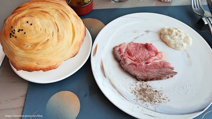 IMG_9374.jpg IMG_9374.jpg