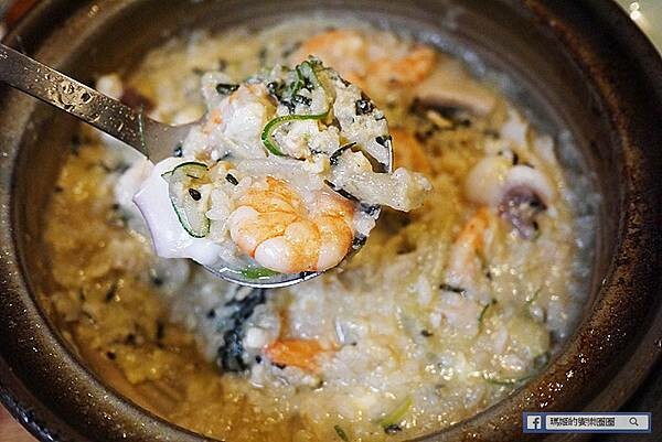 台北中山無菜單料理推薦【微風建一食堂】超狂麵包蟹～讓我吃到有生以來最多蟹黃的一次！