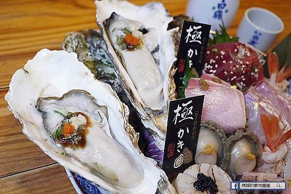 台北中山無菜單料理推薦【微風建一食堂】超狂麵包蟹～讓我吃到有生以來最多蟹黃的一次！