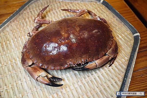 台北中山無菜單料理推薦【微風建一食堂】超狂麵包蟹～讓我吃到有生以來最多蟹黃的一次！