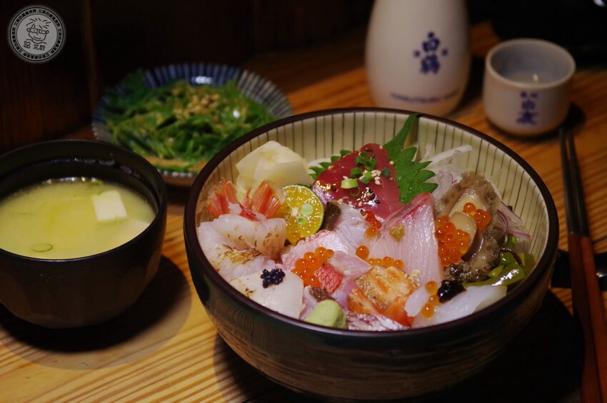 【 日式午餐定食 】沒想到不只無菜單料理好吃，就連中午的日式定食都非常精緻划算又美味！