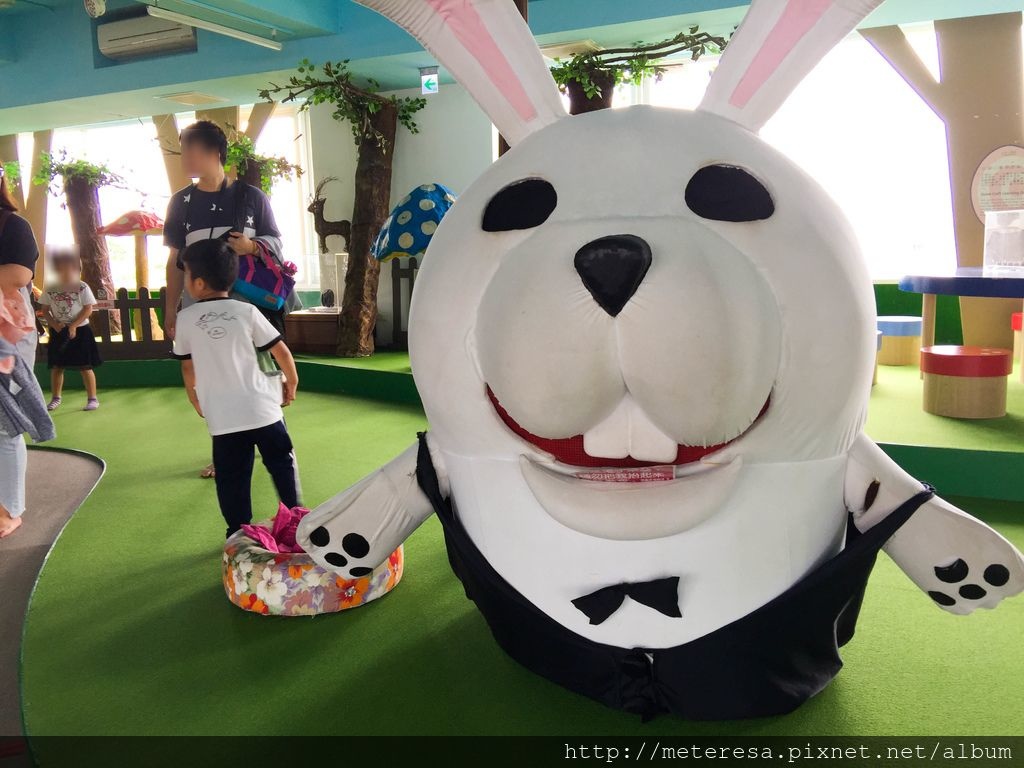 1495379755-1033499031_l 1495379755-1033499031_l