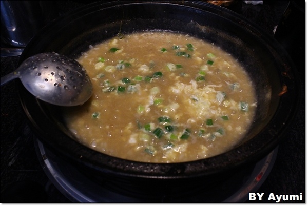 享石石頭火鍋-伊通店：［食記］享石．石頭火鍋～一個人也能有趣的吃火鍋，先炒再煮、美味加倍、近捷運松江南京站！！！