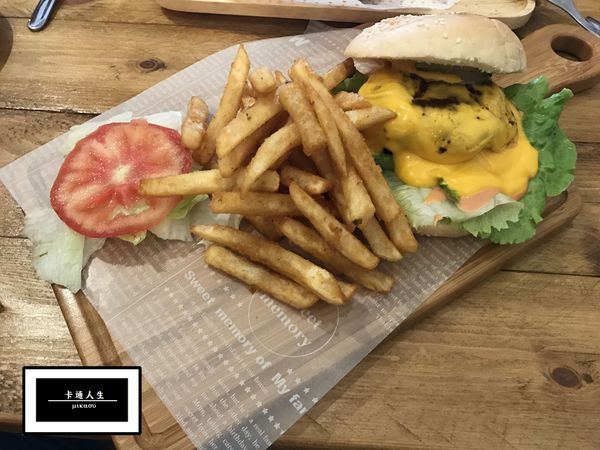 CHAT CHA 恰恰食茶舖:【高雄/食﹡小港】新店開幕!意外好吃的優閒午後.CHAT CHA 恰恰食茶舖