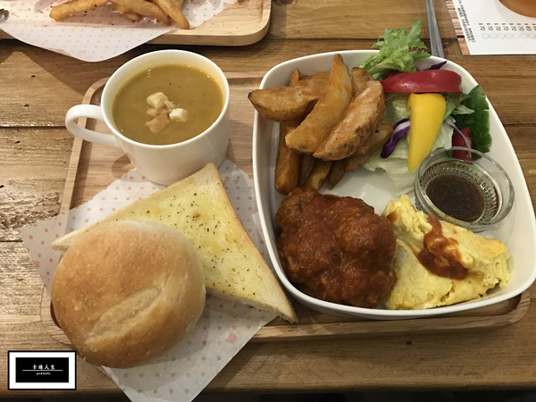 CHAT CHA 恰恰食茶舖:【高雄/食﹡小港】新店開幕!意外好吃的優閒午後.CHAT CHA 恰恰食茶舖