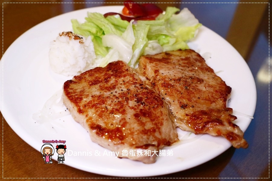 20170605《新竹湖口工業區美食》精華牛排館。平價大份量。菲力牛排。神戶牛排。無限享用自助吧。聚餐推薦︱免費停車場。免服務費（影片） (21).jpg
