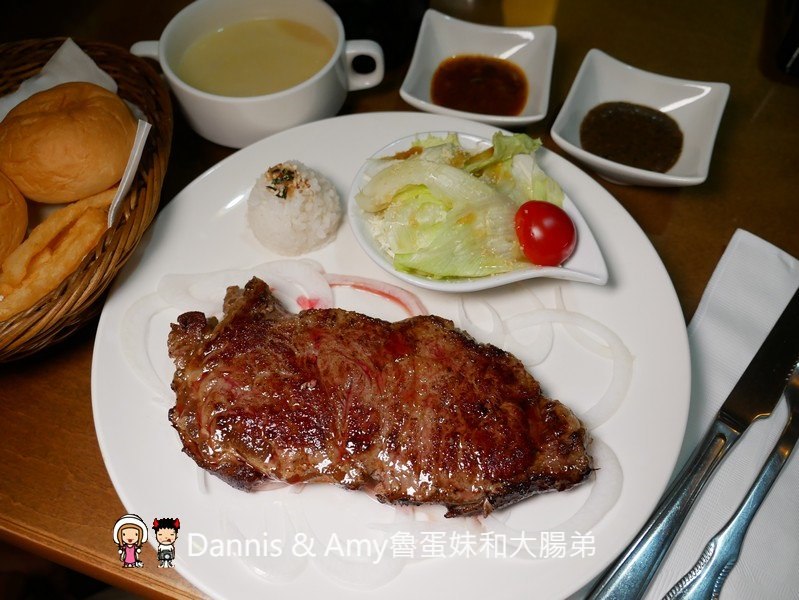 《新竹湖口工業區美食》精華食集。限量日式昆布高湯火鍋晚了就吃不到x平價大份量牛排。冰淇淋湯品甜品飲料吃到飽︱湖口聚餐好去處。免費停車場免服務費（影片）